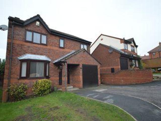 House for sale in Ossett, West Yorkshire