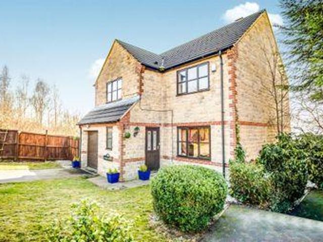 House for sale in Huddersfield, Kirklees