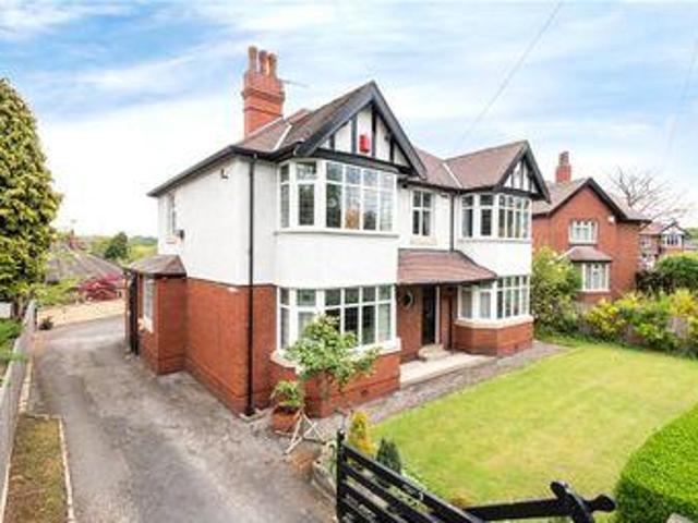 House for sale in Batley, West Yorkshire