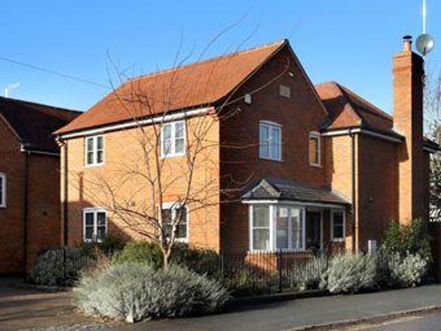 House for sale in Bourne End, Buckinghamshire