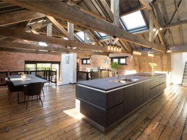 House for sale in High Field, York