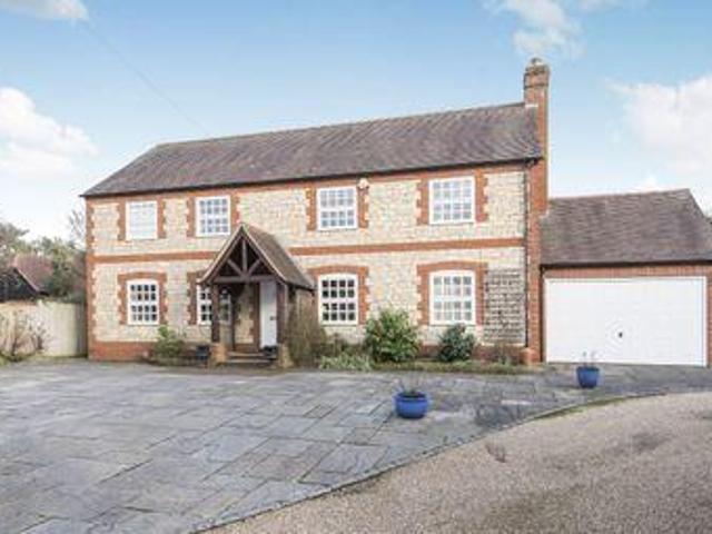 House for sale in Horsham, West Sussex
