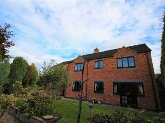 House for sale in Stoke-on-Trent