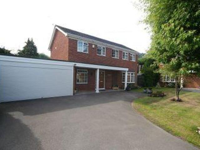 House for sale in Fole, Surrey