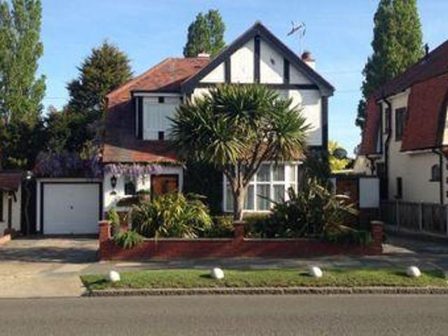 House for sale in Dale Hill, Essex