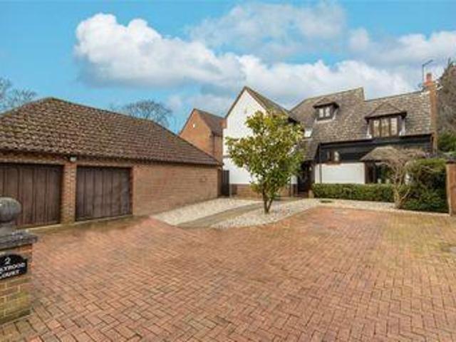 House for sale in Northampton, Northamptonshire
