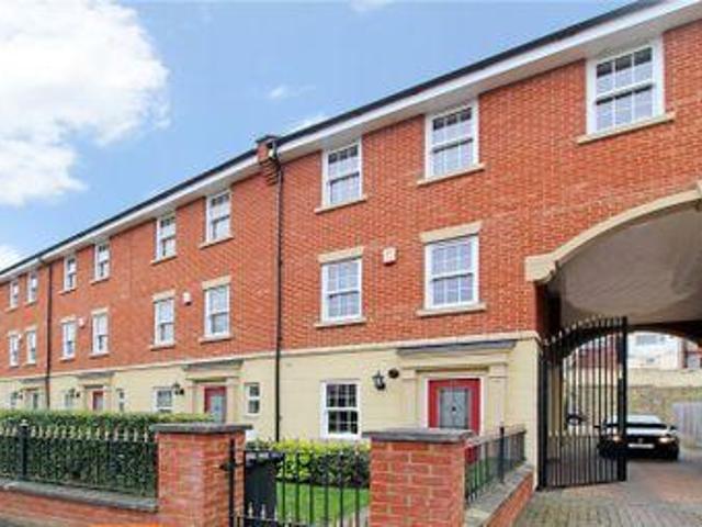 House for sale in Swindon