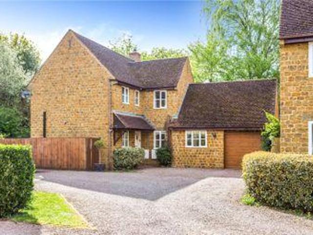House for sale in Evershot, Oxfordshire