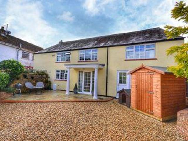 House for sale in Kettering, North Northamptonshire
