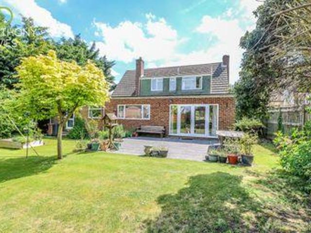House for sale in Ware, East Hertfordshire