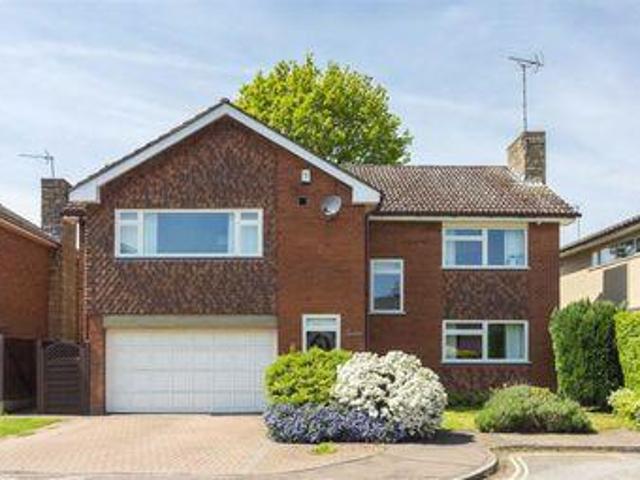 House for sale in Potters Bar, Hertfordshire