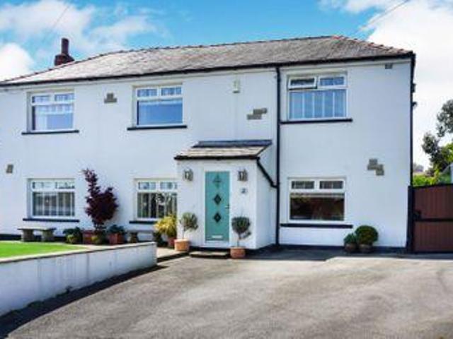 House for sale in Cleckheaton, West Yorkshire