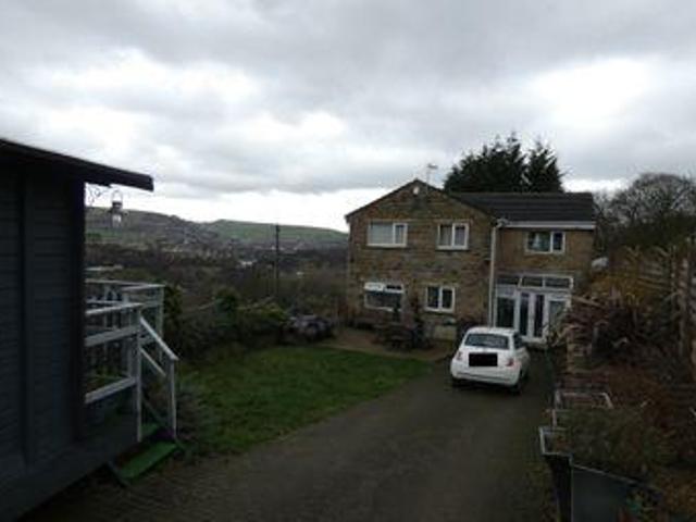 House for sale in Halifax, Calderdale