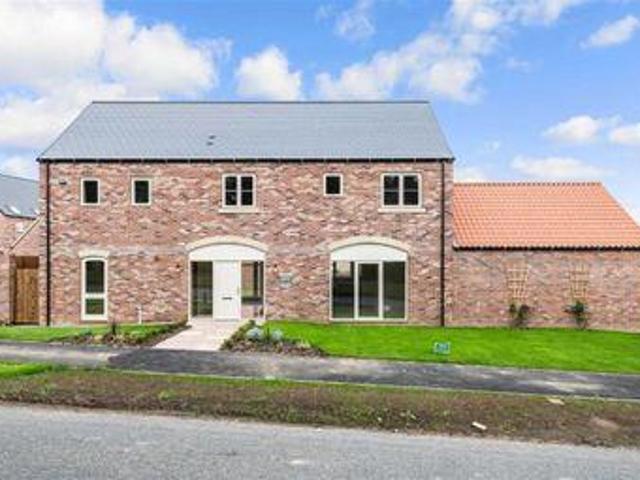 House for sale in Harrogate, North Yorkshire