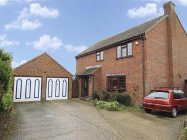 House for sale in Uxbridge, Greater London