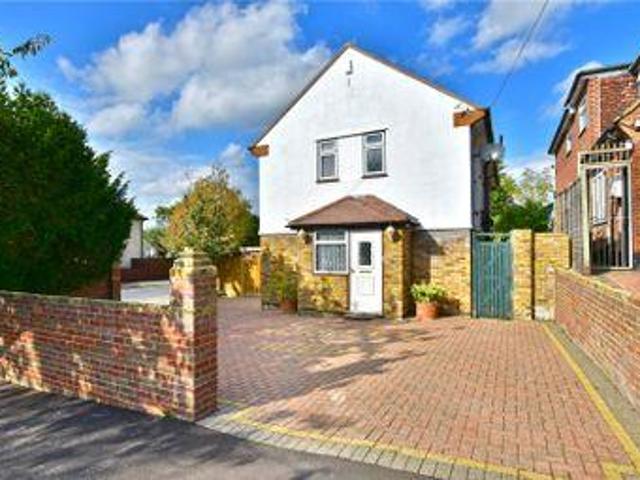 House for sale in North Watford, Hertfordshire