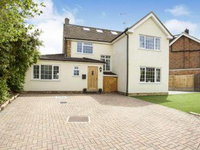House for sale in Crowthorne