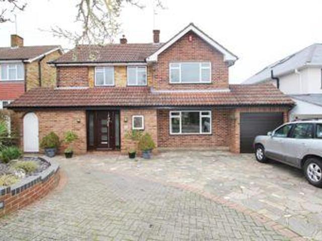 House for sale in Borehamwood, Hertsmere