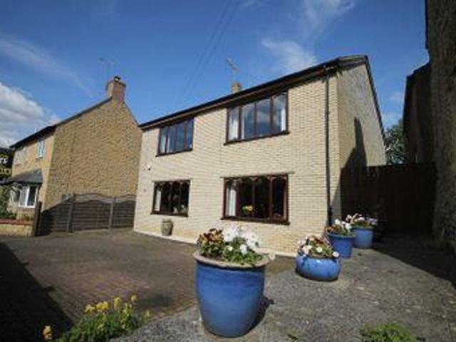 House for sale in Wellingborough, North Northamptonshire