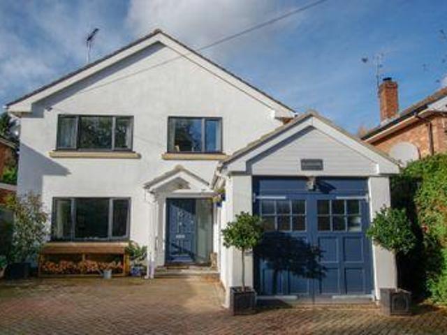 House for sale in Hart, Hampshire