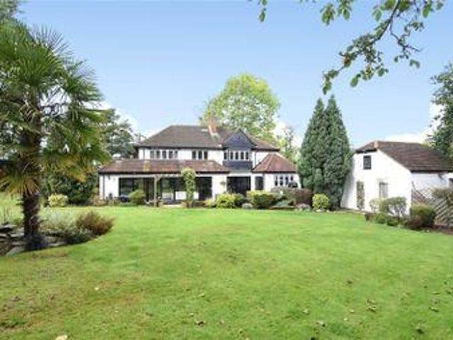 House for sale in Batchworth, Hertfordshire