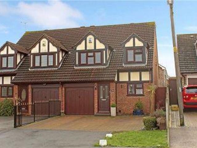 House for sale in Wickford, Essex