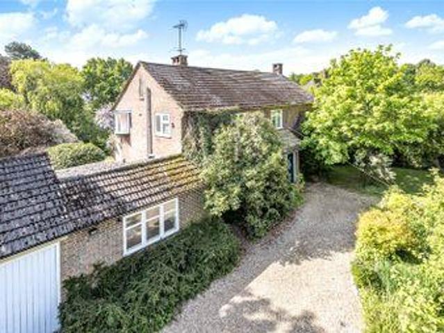 House for sale in Fole, Surrey