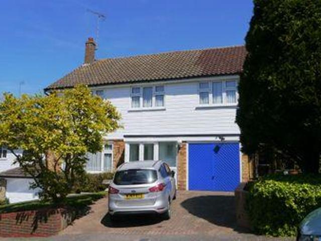 House for sale in Navestock Side