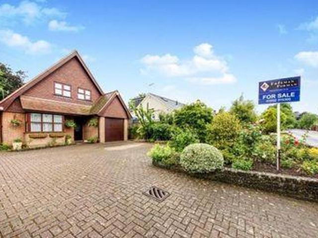 House for sale in Sandown Park, Kent