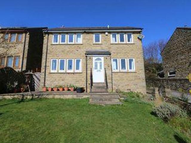 House for sale in Cleckheaton, West Yorkshire
