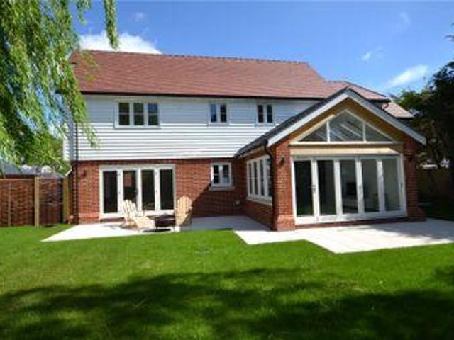 House for sale in Navestock Side, Essex