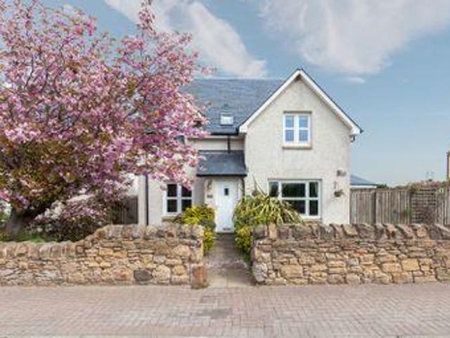 House for sale in Pathhead, Scotland