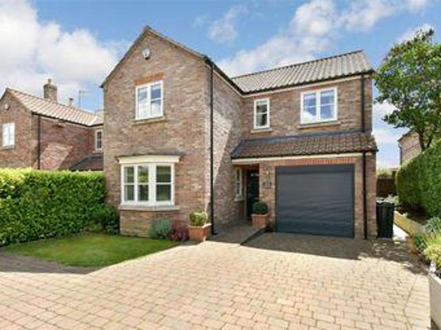 House for sale in High Field, York
