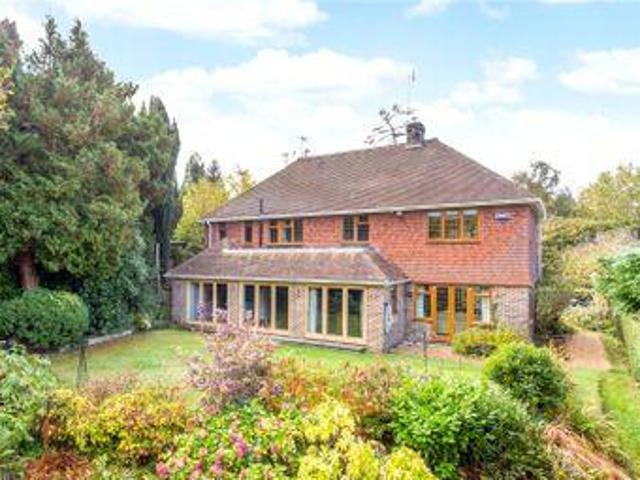House for sale in Sandown Park, Kent