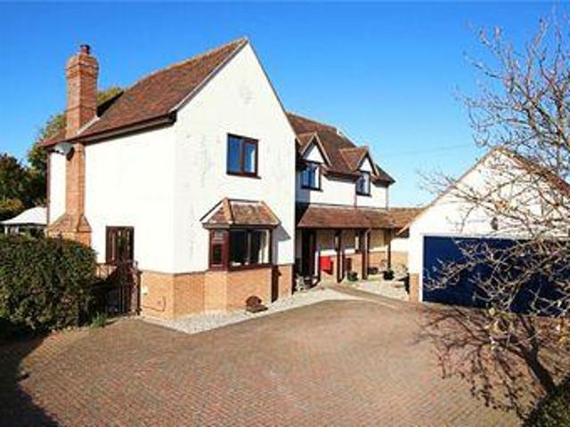 House for sale in Duton Hill