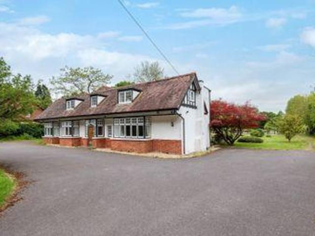 House for sale in Horsham, West Sussex