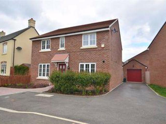 House for sale in Gloucester, Gloucestershire
