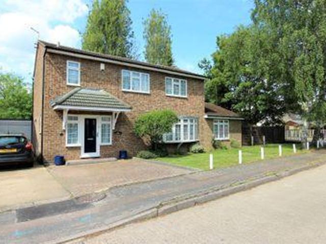 House for sale in Epping