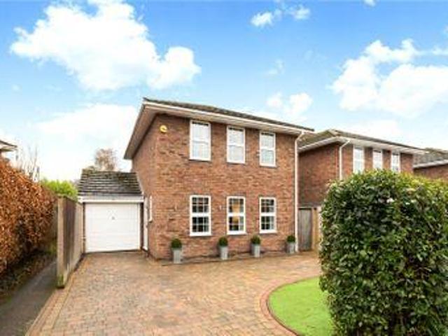 House for sale in Bourne End, Buckinghamshire