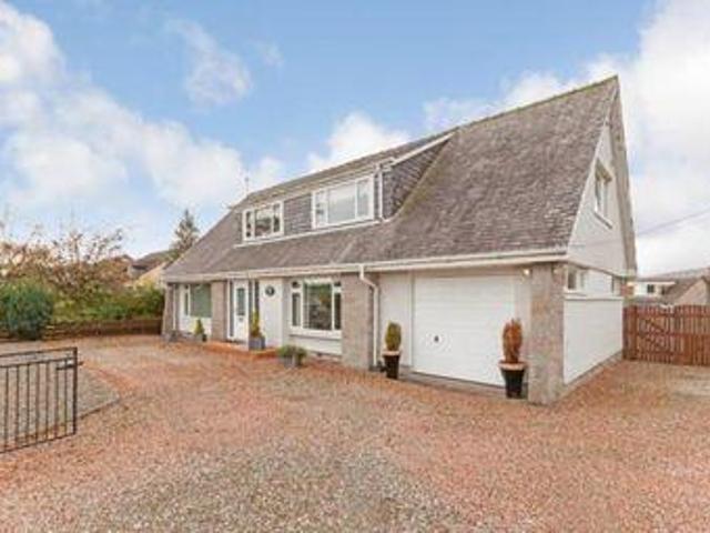 House for sale in Alexandria, Scotland