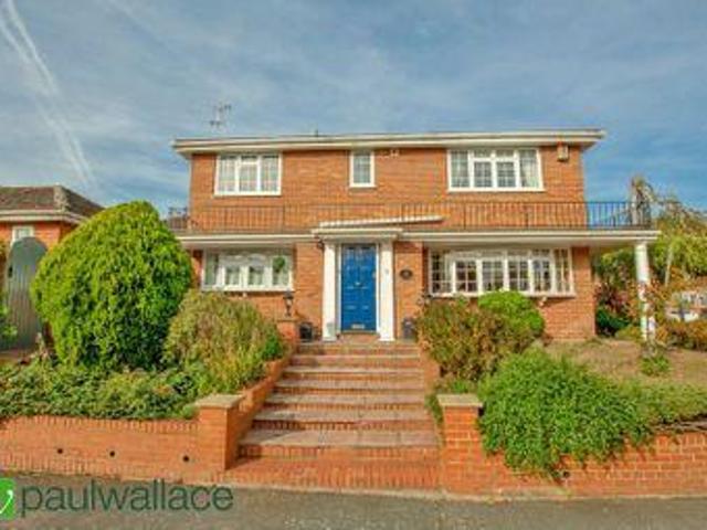 House for sale in Broxbourne, Hertfordshire