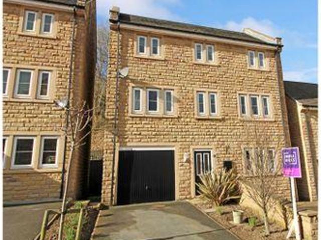 House for sale in Holmfirth, West Yorkshire
