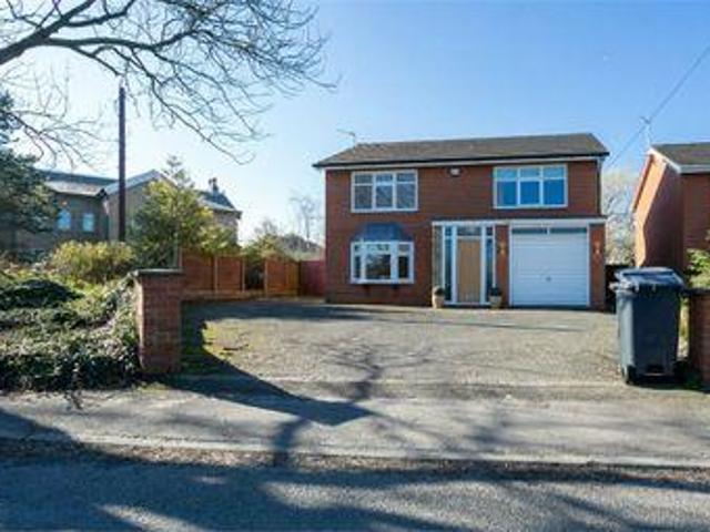 House for sale in Roby Mill, Lancashire