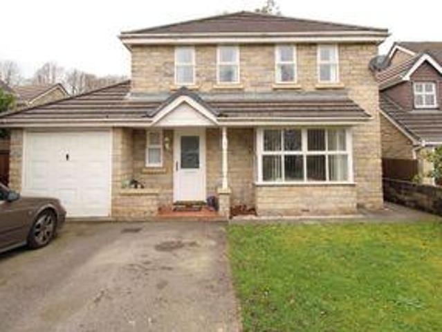 House for sale in Charlesworth, East Midlands