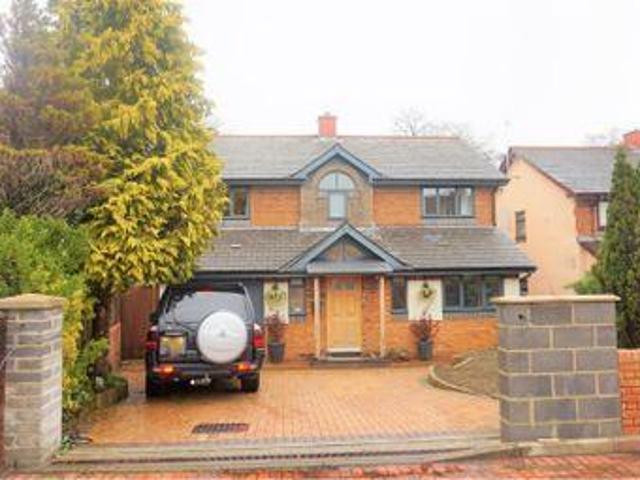 House for sale in Ammanford, Wales