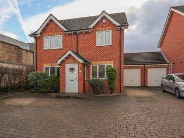 House for sale in Chesterfield, East Midlands
