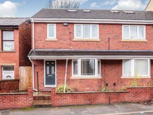 House for sale in Dewsbury, West Yorkshire