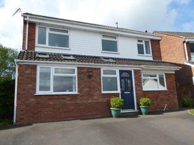 House for sale in Bromsberrow Heath, Gloucestershire