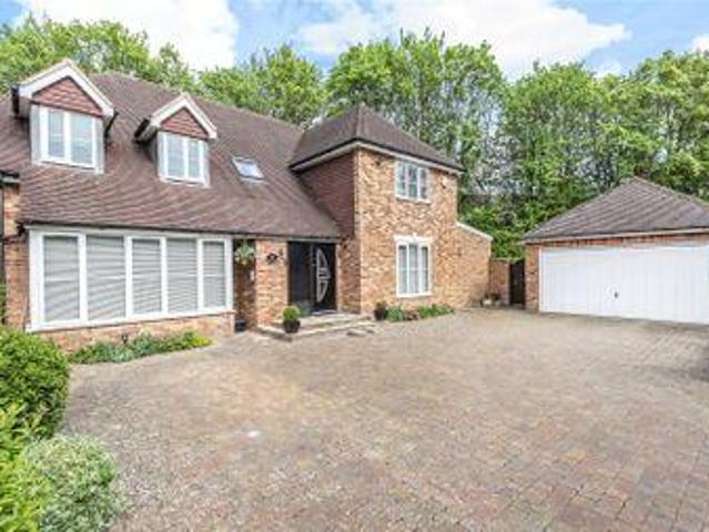 House for sale in Batchworth, Hertfordshire