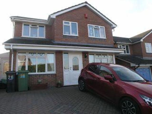 House for sale in Halesowen, West Midlands